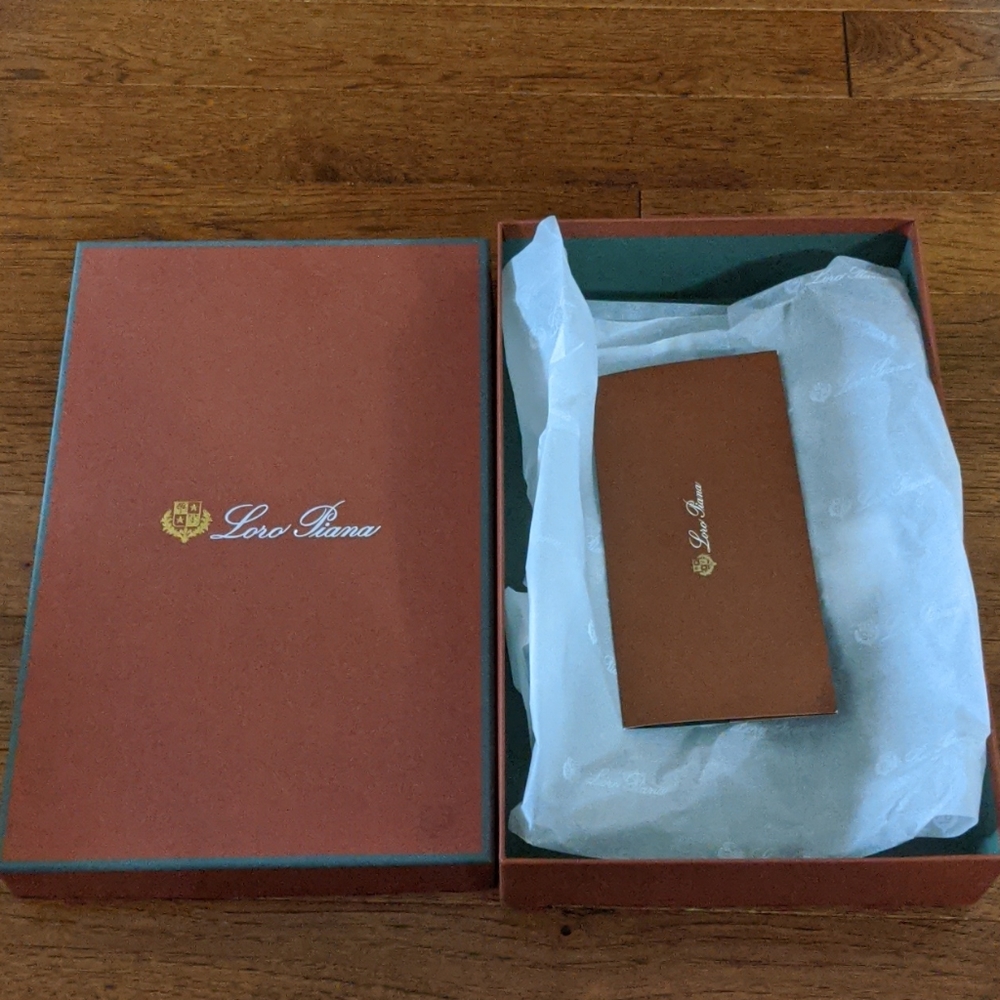Loro Piana empty box 15"x9,5"x 3"